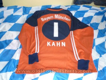 Bayern Munich Goalkeeper football shirt 1999 - 2001
