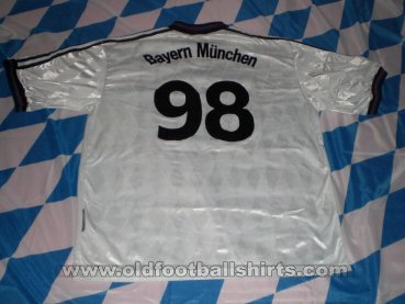 Bayern Munich Spécial Maillot de foot 1997 - 1998
