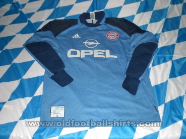 Bayern Munich Goalkeeper football shirt 1999 - 2001