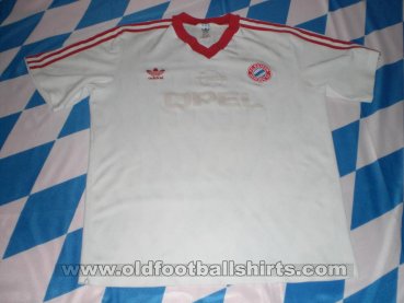 Bayern Munich Away football shirt 1989 - 1990