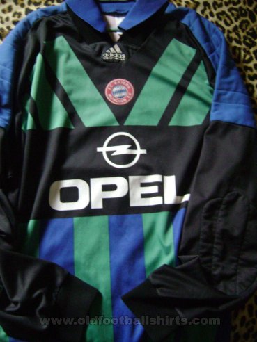 Bayern Munich Goalkeeper football shirt 1991 - 1993