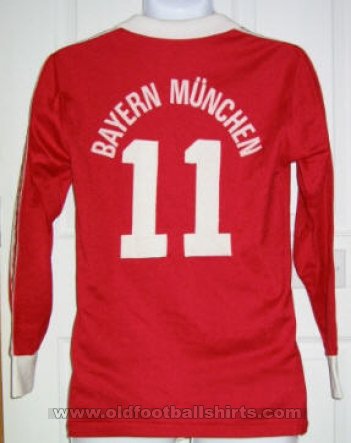 Bayern Munich Home football shirt 1981 - 1984