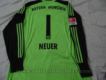 Bayern Munich Goalkeeper football shirt 2012 - 2013