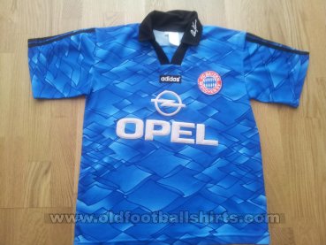 Bayern Munich Goalkeeper football shirt 1996 - 1997