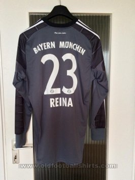 Bayern Munich Goalkeeper football shirt 2014 - 2015