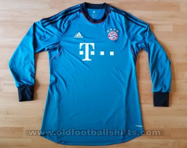 Bayern Munich Goalkeeper football shirt 2014