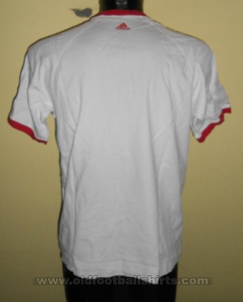 Bayern Munich Training/Leisure football shirt (unknown year)