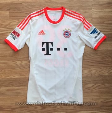 Bayern Munich Away football shirt 2012 - 2013