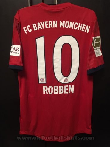 Bayern Munich Istimewa baju bolasepak 2018 - 2019
