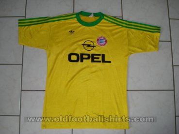 Bayern Munich Third football shirt 1989 - 1990