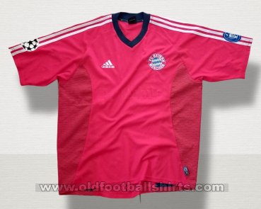 Bayern Munich Unknown shirt type 2002 - 2003