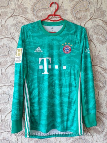 Bayern Munich Goalkeeper football shirt 2019 - 2020