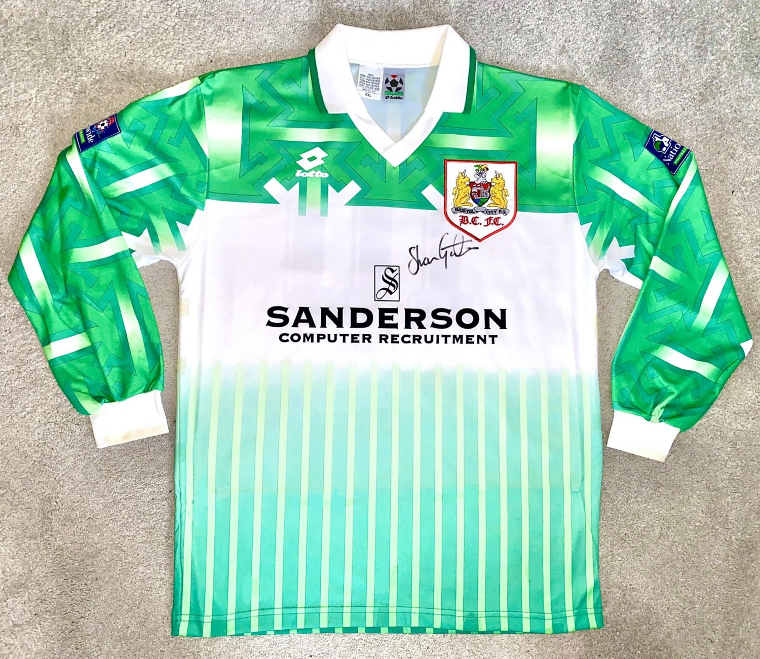 Bristol City Third football shirt 1996 - 1997. Sponsored by