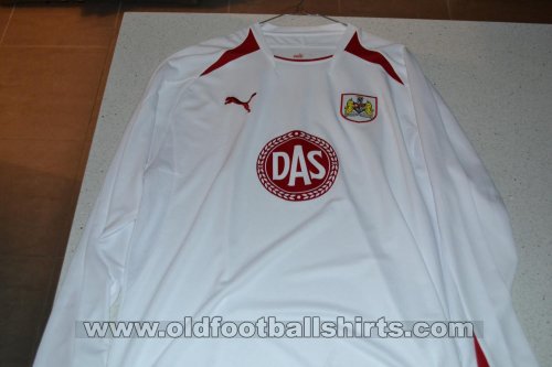 Bristol City Weg Fußball-Trikots 2008 - 2009