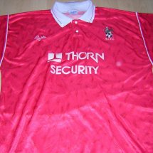 Bristol City Home football shirt 1990 - 1992 sponsored by Thorn Security