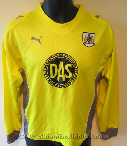 Bristol City Goalkeeper football shirt 2009 - 2010