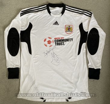 Bristol City שוער חולצת כדורגל 2011 - 2012
