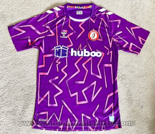 Bristol City Goalkeeper football shirt 2022 - 2023