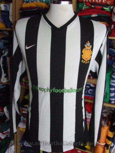 Harwich & Parkeston FC Home football shirt (unknown year)