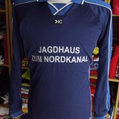 Home football shirt (unknown year)