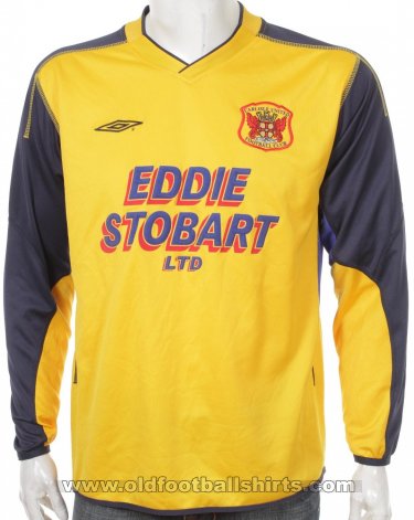 Carlisle United Goalkeeper football shirt 2003 - 2004