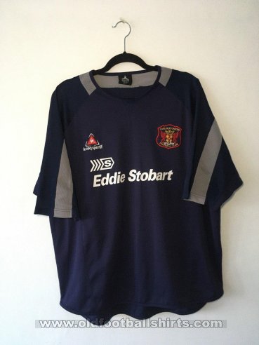 Carlisle United Latihan/luangan baju bolasepak 2005 - 2007