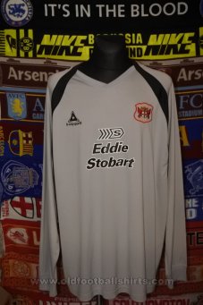 Carlisle United Goalkeeper football shirt 2005 - 2006