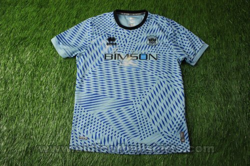 Carlisle United Goalkeeper football shirt 2022 - 2023