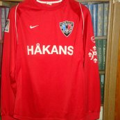Away football shirt (unknown year)