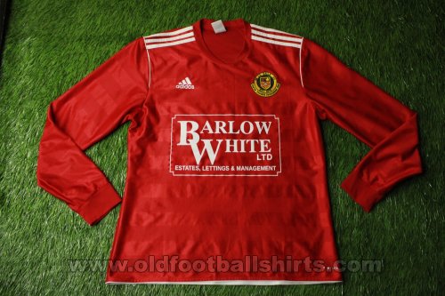 De La Salle FC Home football shirt 2013 - 2014