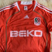 Home football shirt 2010 - 2012