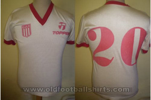 Estudiantes Home football shirt 1983 - 1984