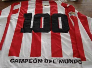 Estudiantes Özel futbol forması 2005
