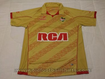 Estudiantes Third football shirt 2009 - 2010