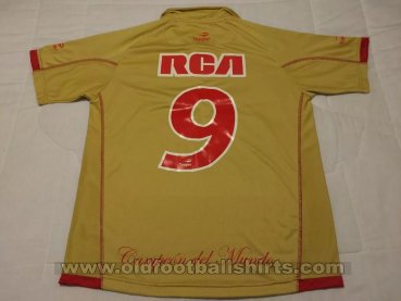Estudiantes Third football shirt 2009 - 2010