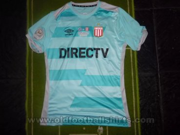 Estudiantes Goalkeeper football shirt 2016 - 2017