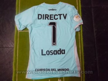 Estudiantes Goalkeeper football shirt 2016 - 2017