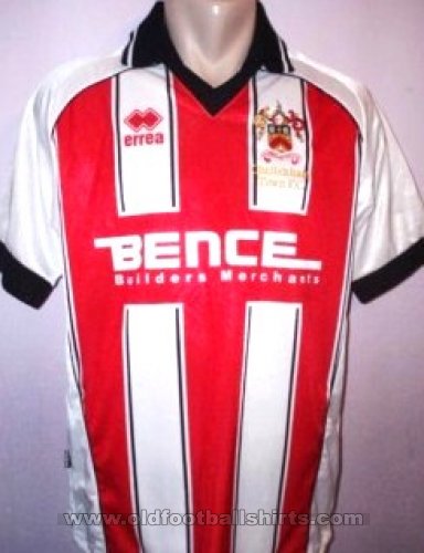 Cheltenham Town Home football shirt 2004 - 2006