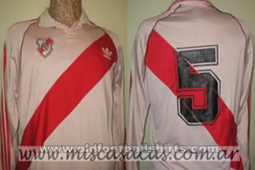 River Plate Home football shirt 1993