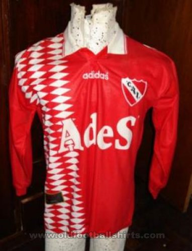 Independiente Home football shirt 1995