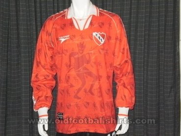 Independiente Home baju bolasepak 1997