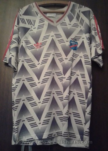 Arsenal de Sarandi Away football shirt 1997 - 1998