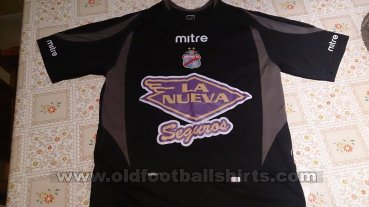 Arsenal de Sarandi Goalkeeper football shirt 2010 - 2011
