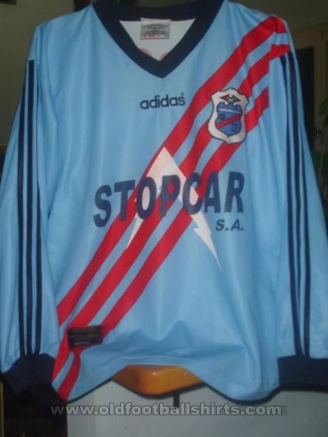Arsenal de Sarandi Home football shirt 2002