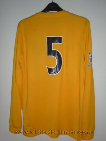 Harborough Town FC Home football shirt 2017 - 2018