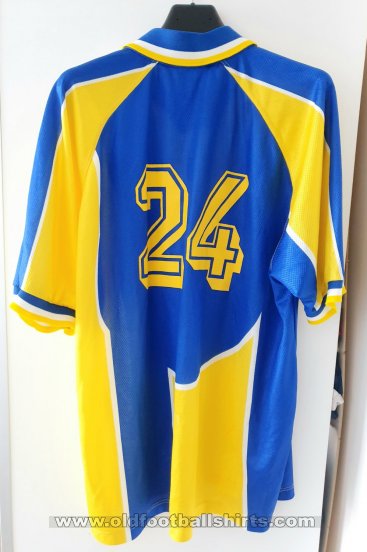 Union Saint Gilloise Home football shirt 1995 - ?