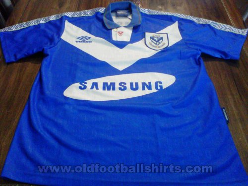 Velez Sarsfield Away football shirt 1994
