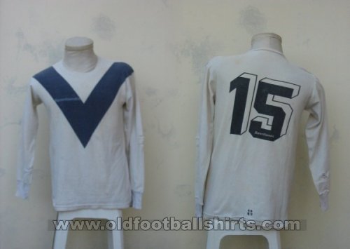 Velez Sarsfield Home football shirt 1985 - 1986