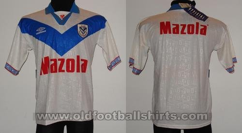 Velez Sarsfield Home football shirt 1995