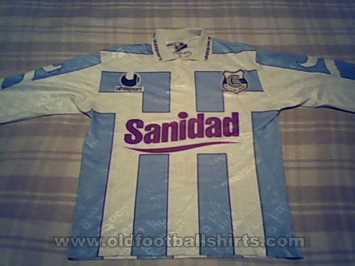 Gimnasia y Esgrima (J) Home football shirt 1995